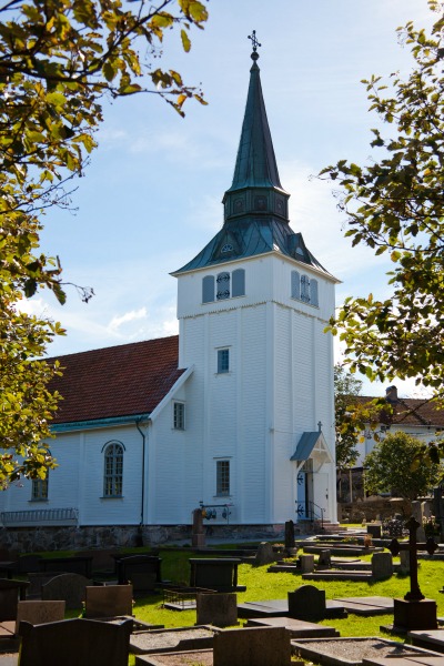 Gullholmens kyrka pa Harmano pa Svenska vastkusten.